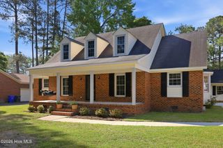 405 Cedarhurst Road, Greenville, NC 27834