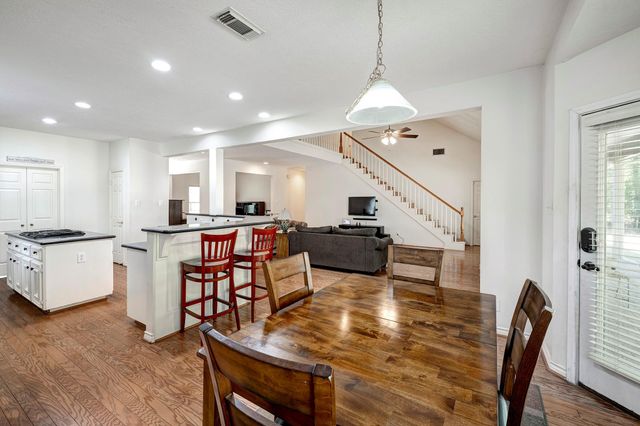 1019 Winchester Bend, Huffman, TX 77336