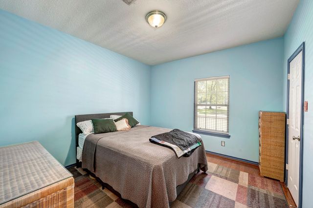 1019 Winchester Bend, Huffman, TX 77336