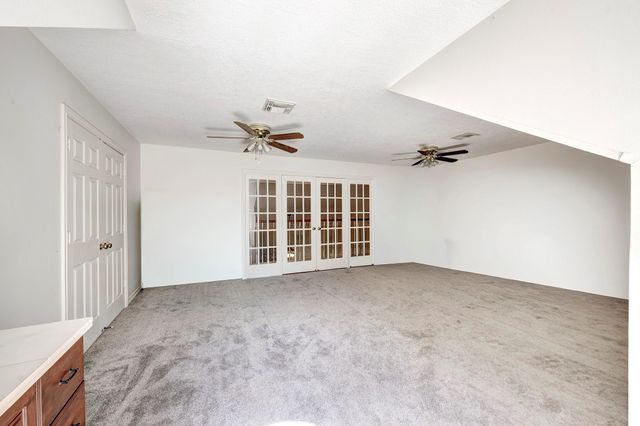 1019 Winchester Bend, Huffman, TX 77336