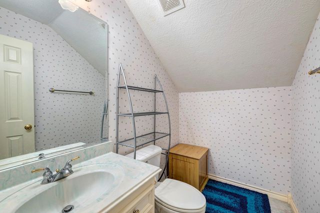 1019 Winchester Bend, Huffman, TX 77336