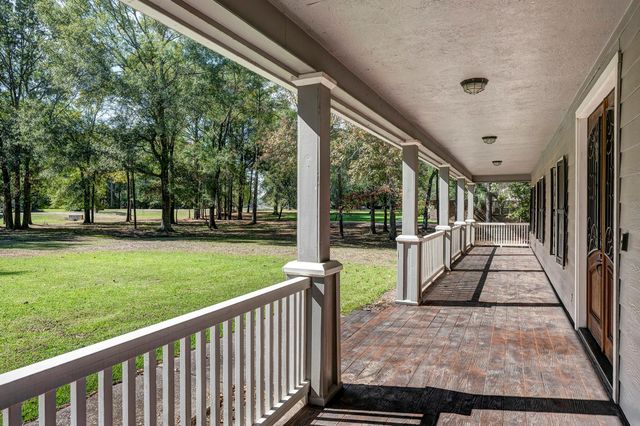 1019 Winchester Bend, Huffman, TX 77336