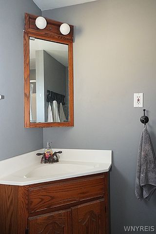170 West Hazeltine Avenue North, Tonawanda, NY 14217
