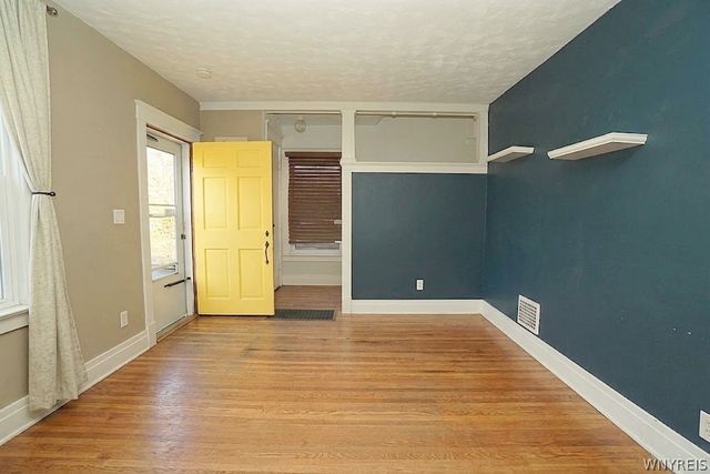 170 West Hazeltine Avenue North, Tonawanda, NY 14217