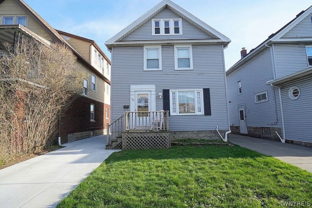 170 West Hazeltine Avenue North, Tonawanda, NY 14217