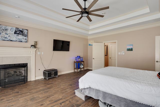 9275 SALEM WOODS DR, Lakeland, TN 38002