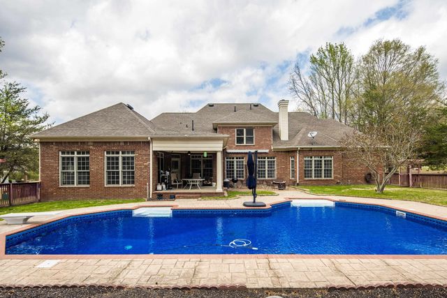 9275 SALEM WOODS DR, Lakeland, TN 38002