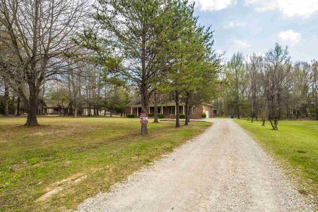 9275 SALEM WOODS DR, Lakeland, TN 38002