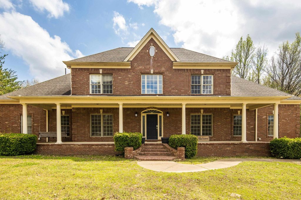 9275 SALEM WOODS DR, Lakeland, TN 38002