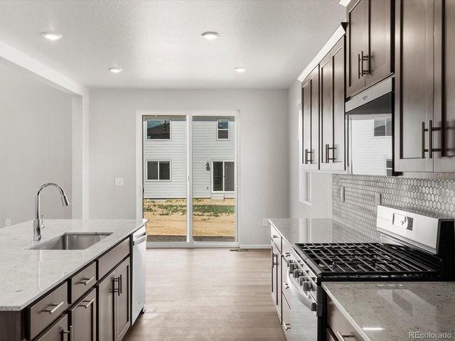 1617 Yampa River Dr, Windsor, CO 80550