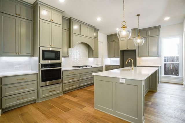 407 Wingtail Drive, Aledo, TX 76008