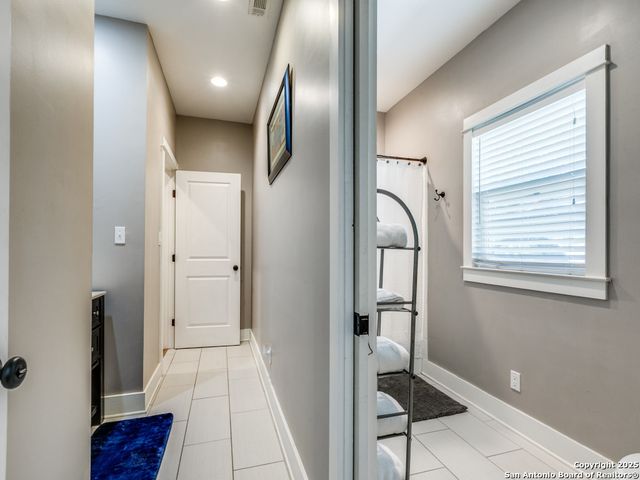 425 W Gramercy Pl, San Antonio, TX 78212