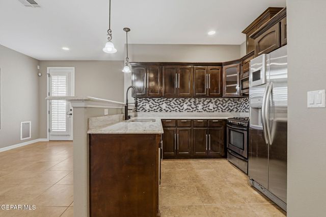 14208 POETS ROCK, El Paso, TX 79938