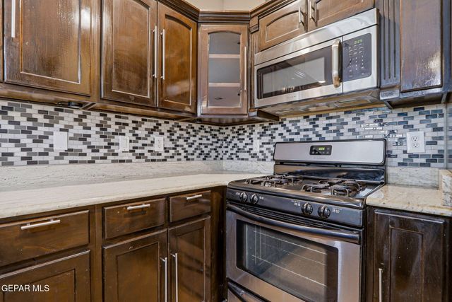 14208 POETS ROCK, El Paso, TX 79938