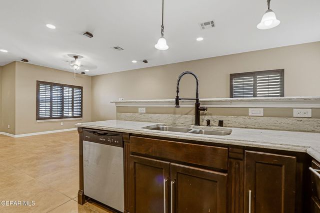 14208 POETS ROCK, El Paso, TX 79938