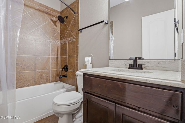 14208 POETS ROCK, El Paso, TX 79938