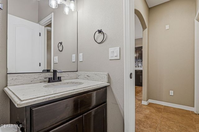 14208 POETS ROCK, El Paso, TX 79938
