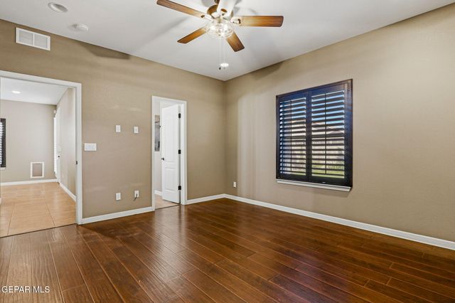 14208 POETS ROCK, El Paso, TX 79938
