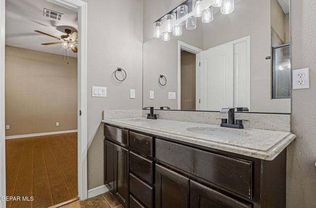 14208 POETS ROCK, El Paso, TX 79938