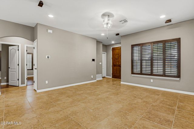 14208 POETS ROCK, El Paso, TX 79938