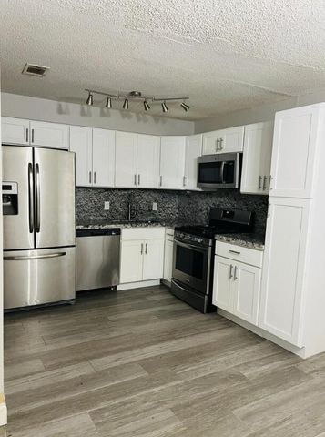 901 Hickory Street A, Fort Pierce, FL 34947