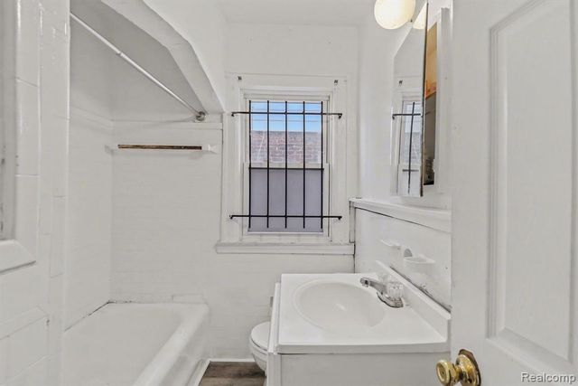 10336 W Point Street, Detroit, MI 48204