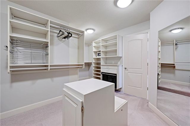 16719 S Country Club Drive, Loch Lloyd, MO 64012