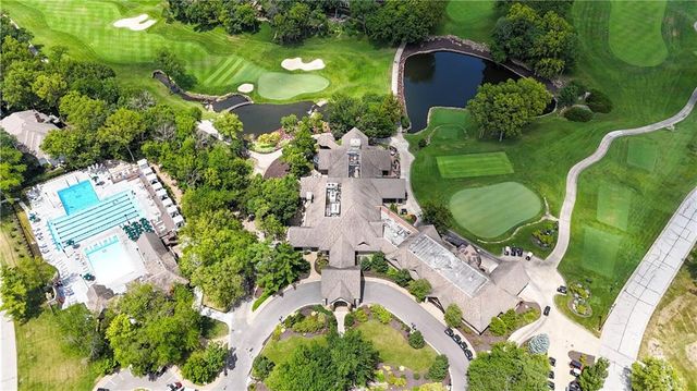 16719 S Country Club Drive, Loch Lloyd, MO 64012