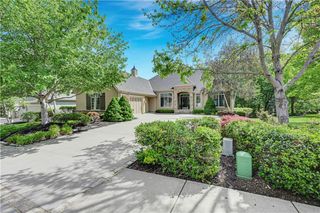 16719 S Country Club Drive, Loch Lloyd, MO 64012