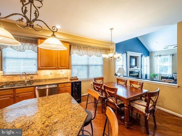 70 HUXLEY CIR, Marlton, NJ 08053