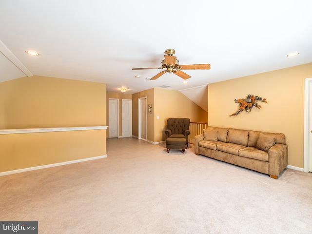 70 HUXLEY CIR, Marlton, NJ 08053