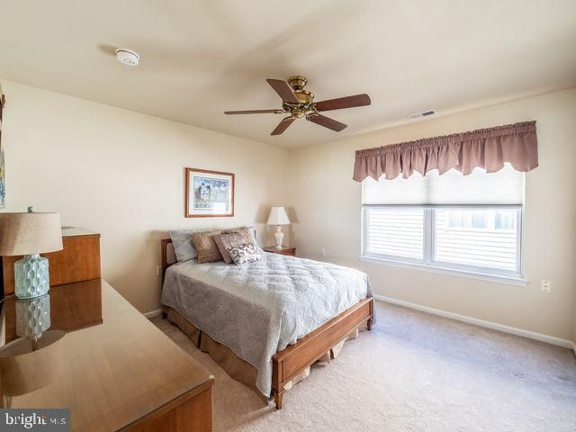 70 HUXLEY CIR, Marlton, NJ 08053