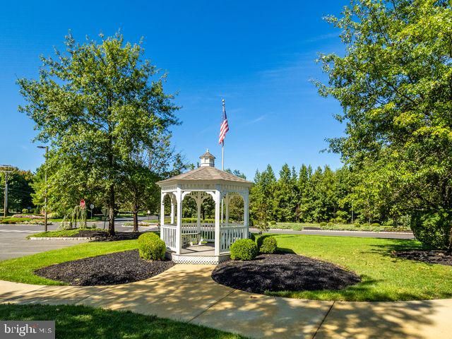 70 HUXLEY CIR, Marlton, NJ 08053