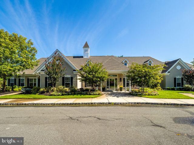 70 HUXLEY CIR, Marlton, NJ 08053