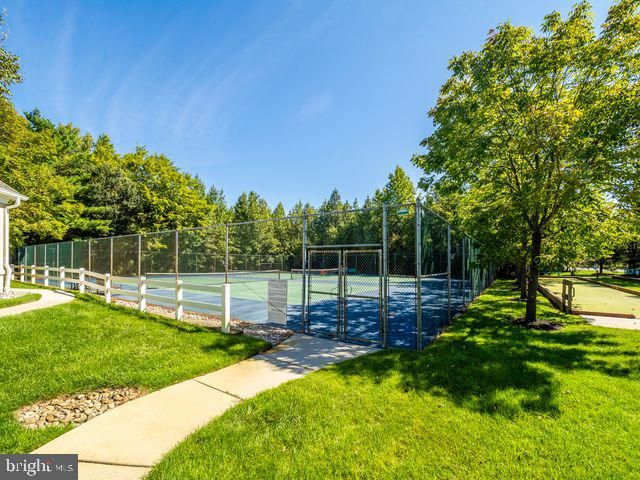 70 HUXLEY CIR, Marlton, NJ 08053