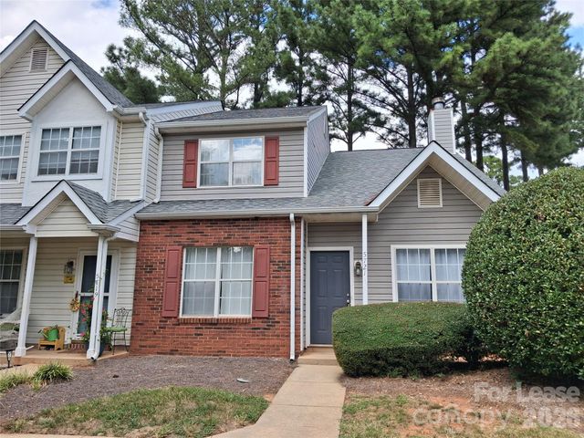5721 Prescott Court, Charlotte, NC 28269
