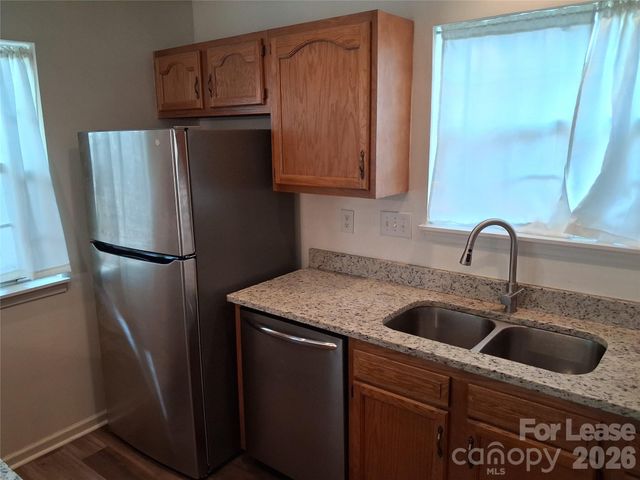 5721 Prescott Court, Charlotte, NC 28269