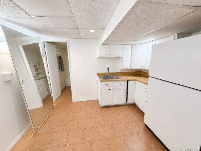 21 Kevin Road, Commack, NY 11725