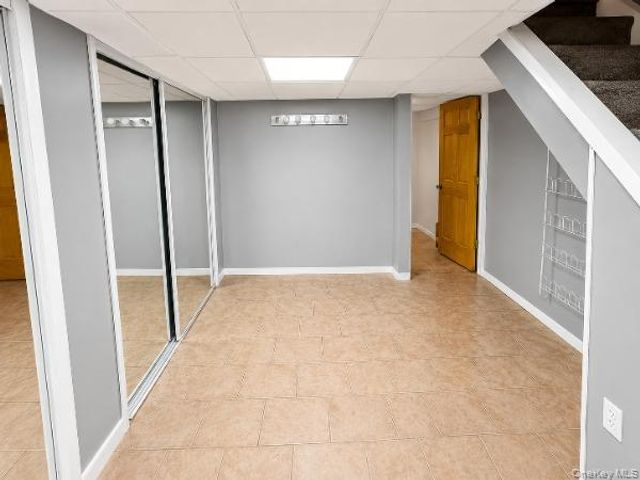21 Kevin Road, Commack, NY 11725