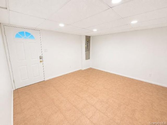21 Kevin Road, Commack, NY 11725