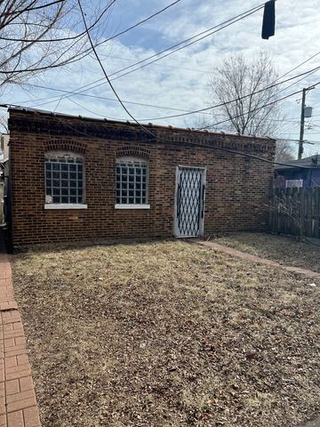 8005 S Blackstone Avenue, Chicago, IL 60619