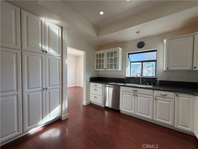 454 Walker, San Dimas, CA 91773