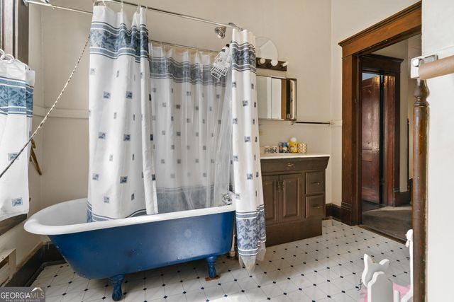 200 N Jefferson Street, Milledgeville, GA 31061