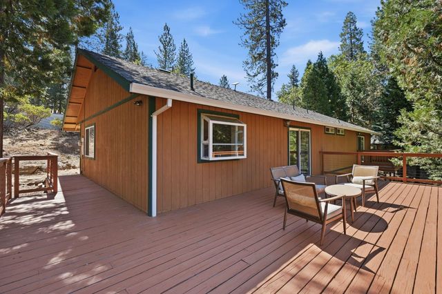 5201 Canchalagua Dr, Pollock Pines, CA 95726
