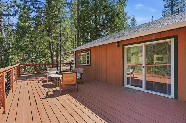 5201 Canchalagua Dr, Pollock Pines, CA 95726