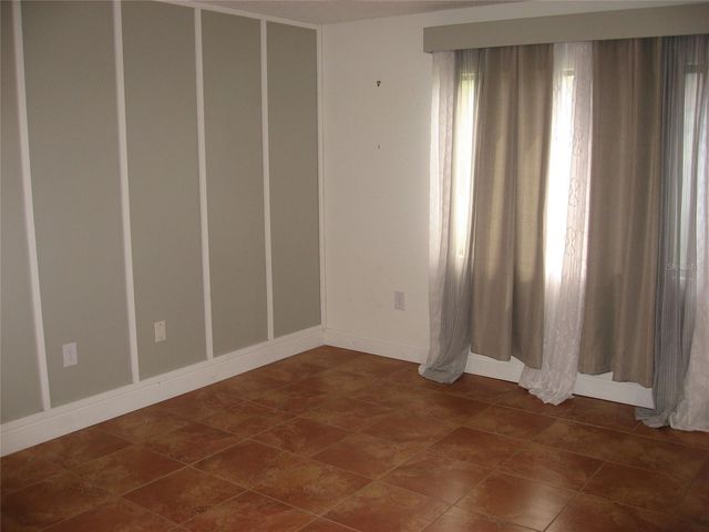 5769 GARDENS DRIVE 101, Sarasota, FL 34243