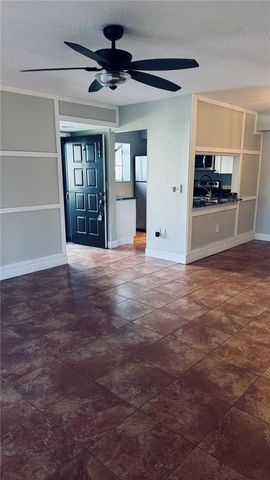 5769 GARDENS DRIVE 101, Sarasota, FL 34243