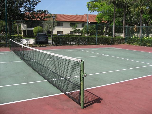 5769 GARDENS DRIVE 101, Sarasota, FL 34243