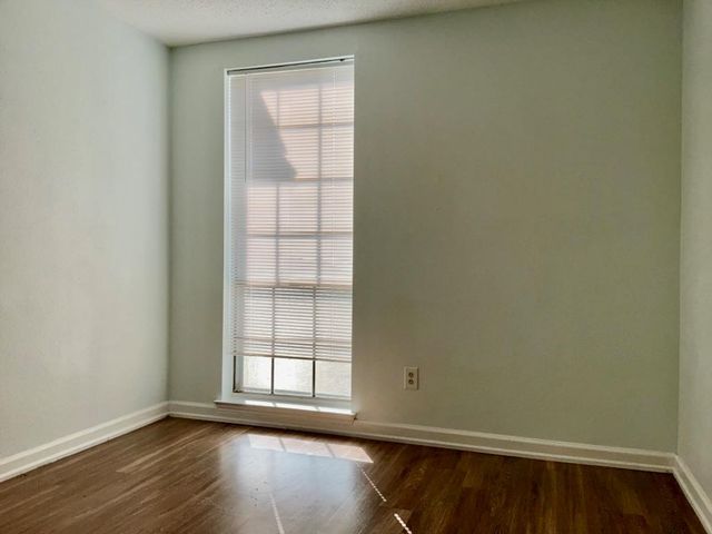 606 Eaglecreek DR, Leander, TX 78641