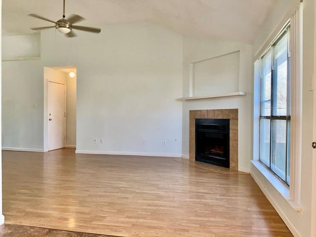 606 Eaglecreek DR, Leander, TX 78641